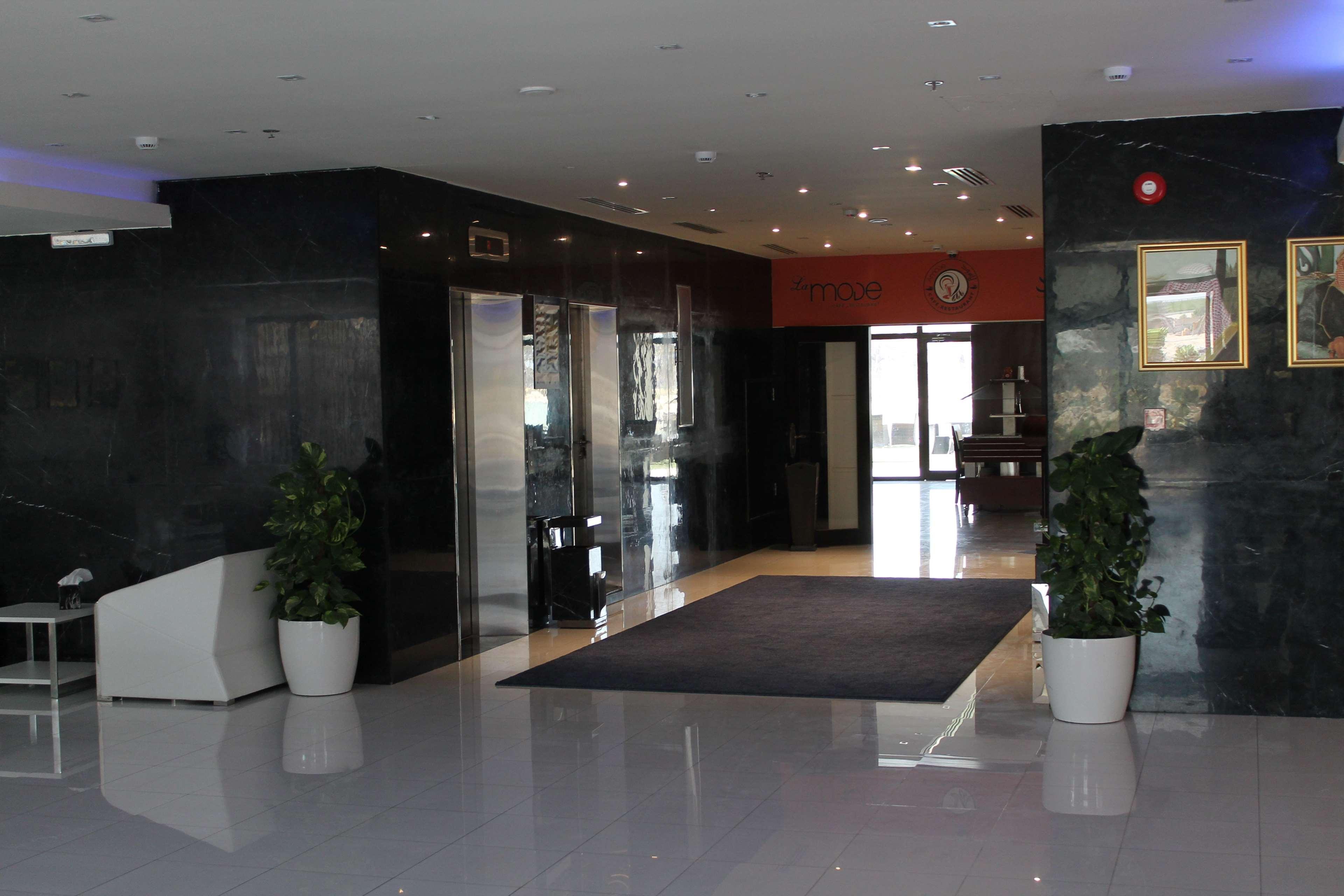 Golden Tulip Al Khobar Suites Bagian luar foto
