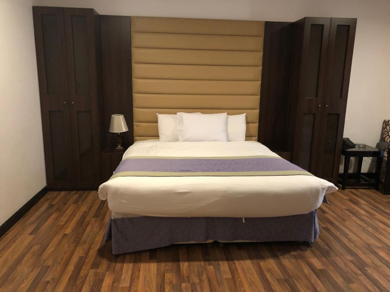 Golden Tulip Al Khobar Suites Bagian luar foto
